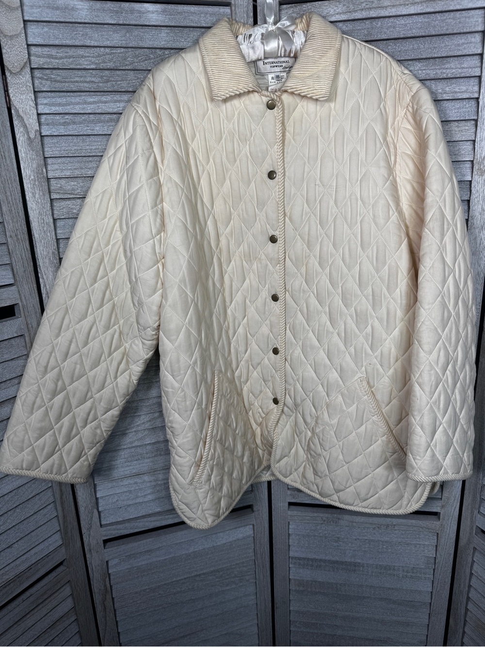 Vintage 100% Silk Made in Italy Quilted Barn Jacket Ivory Size 12-Italy 46 As Is
